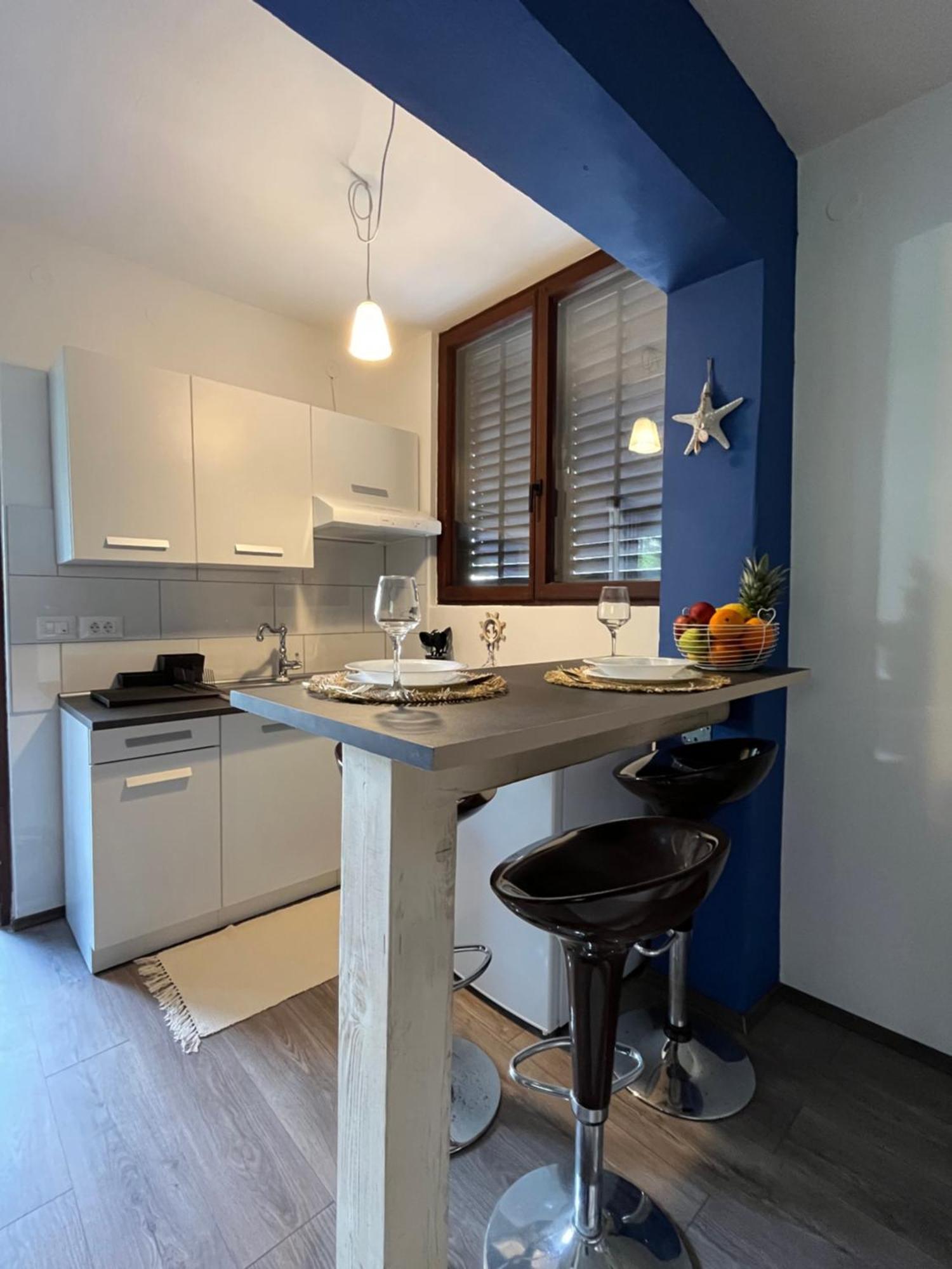 Seashell Apartment Vrsar Buitenkant foto