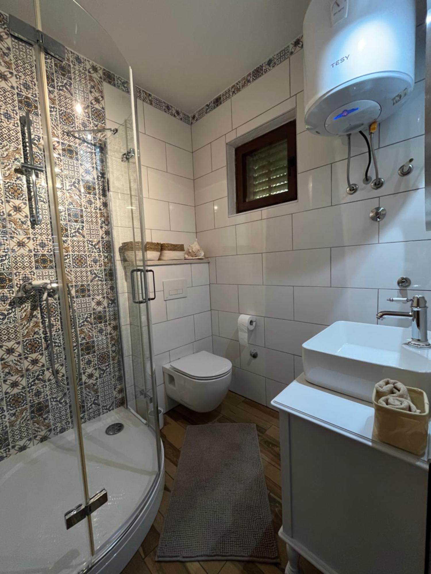 Seashell Apartment Vrsar Buitenkant foto